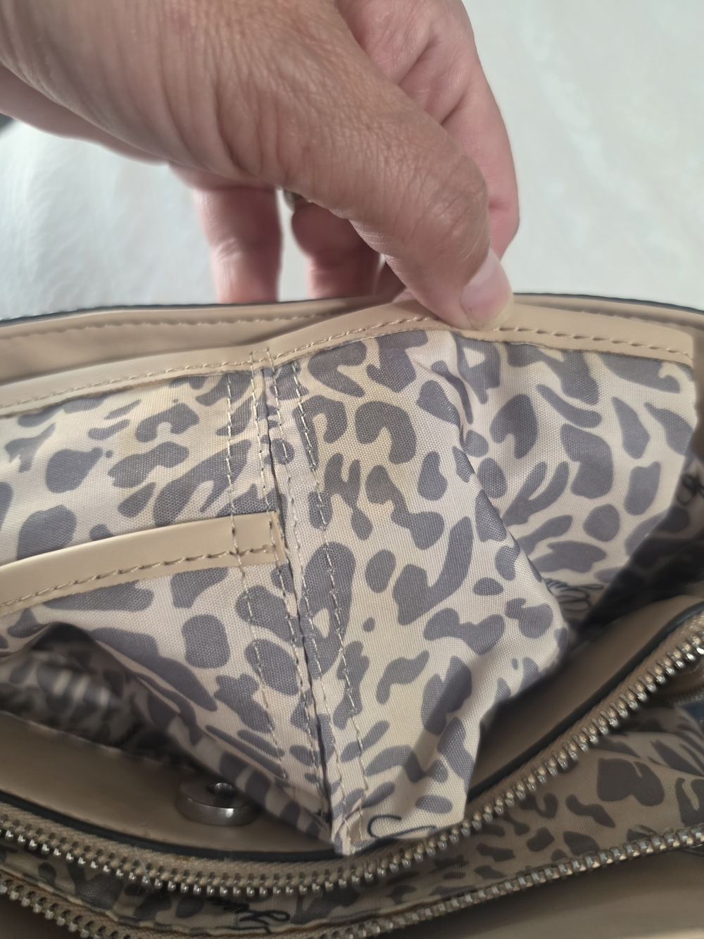 GUESS Blue Logo Tote with Beige Trim - Picture 8 of 9